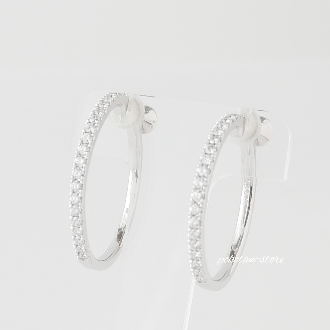 MIKIMOTO(ミキモト)の美品【ミキモト】K18WG　ダイヤモンド 0.72ct　フープ　イヤリング レディースのアクセサリー(イヤリング)の商品写真