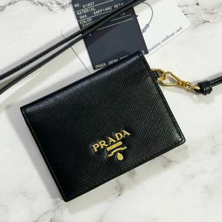 PRADA - 美品✨PRADA プラダ サフィアーノ 二つ折り パスケース カードケース 黒