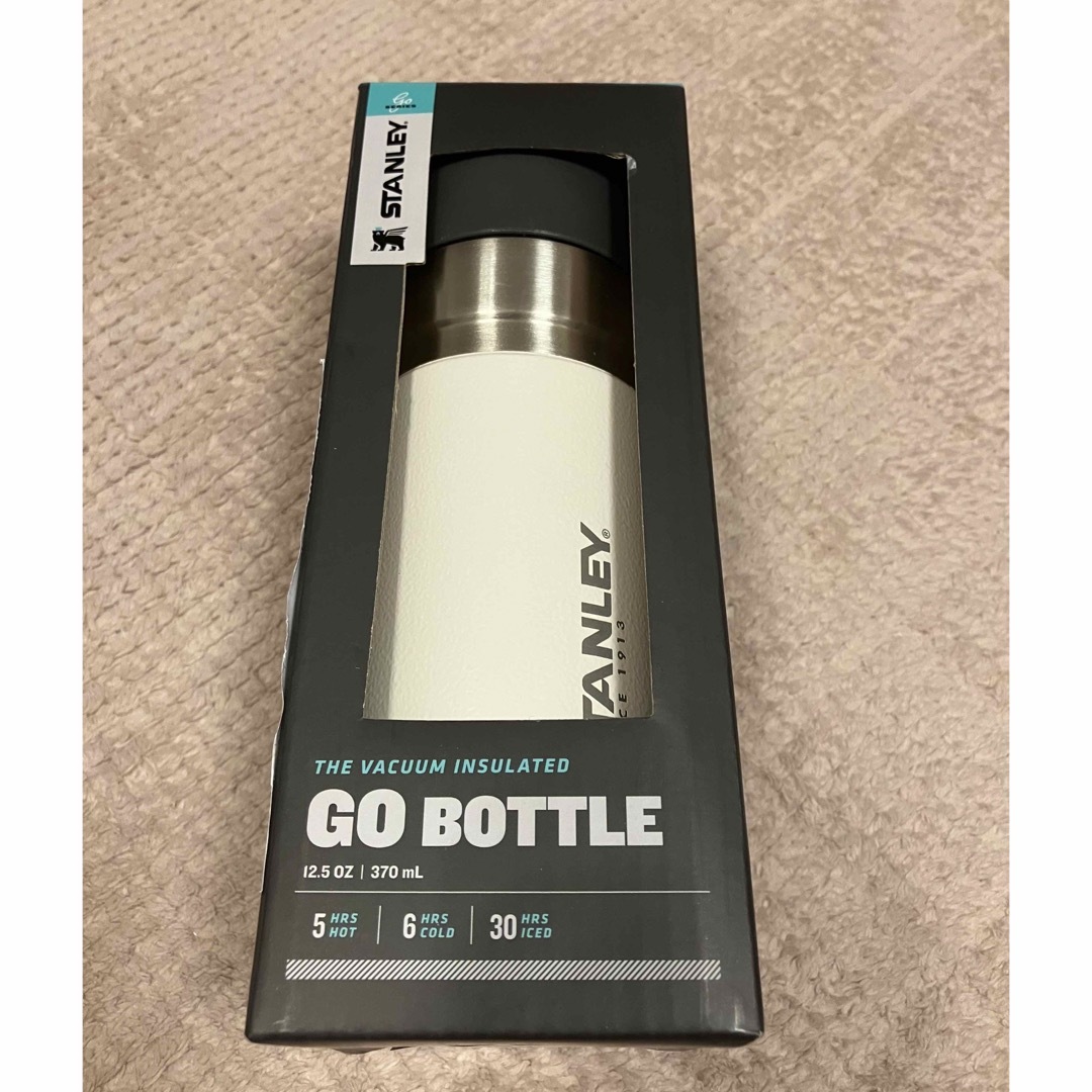 Stanley(スタンレー)のStanley Go Bottle ロゴ入り スポーツ/アウトドアのアウトドア(食器)の商品写真