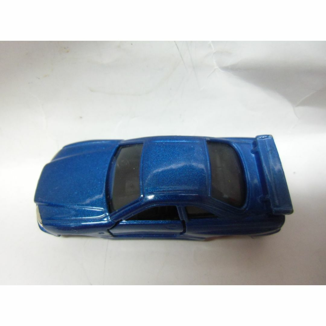 Takara Tomy(タカラトミー)のトミカ赤箱No.20　スカイラインGT-R（R-34）（中古品） エンタメ/ホビーのおもちゃ/ぬいぐるみ(ミニカー)の商品写真