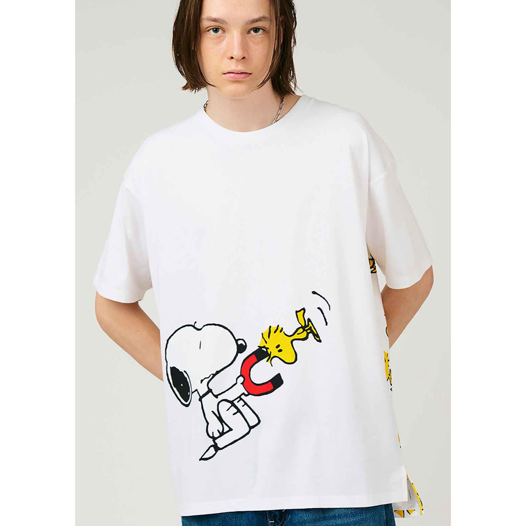 Design Tshirts Store graniph(グラニフ)の【graniph】PEANUTS×グラニフ　コラボTシャツ レディースのトップス(Tシャツ(半袖/袖なし))の商品写真