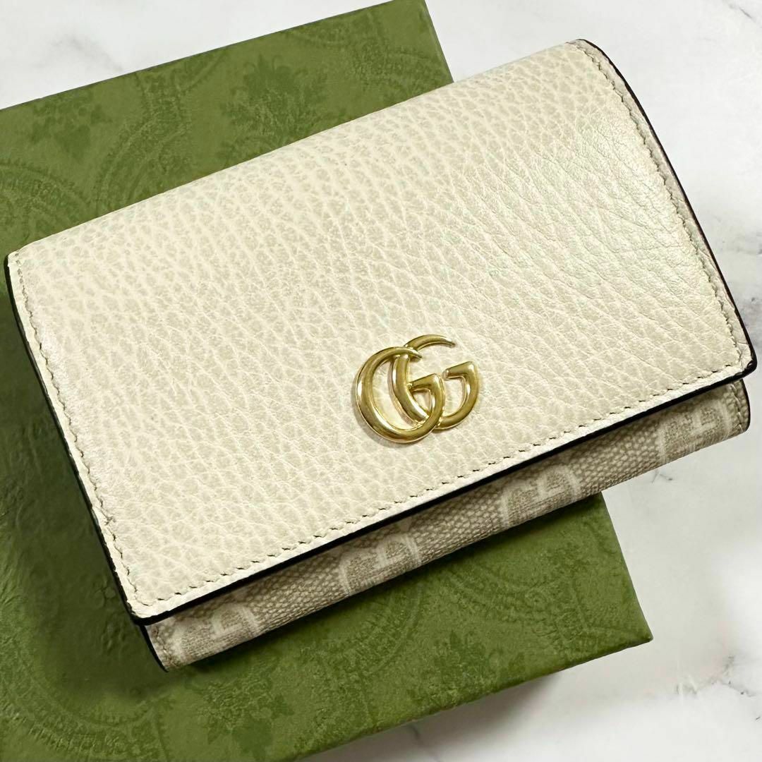 Gucci(グッチ)の現行モデル✨GUCCI　ダブルG カードケース　GGスプリーム　マーモント　白 レディースのファッション小物(名刺入れ/定期入れ)の商品写真