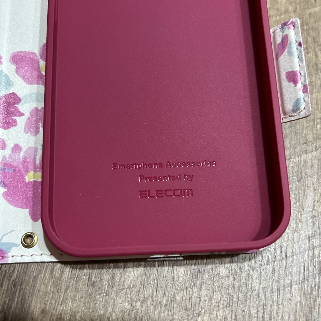 ELECOM(エレコム)のエレコム iPhone14 手帳型ケース 磁石付き　花柄　ディープピンク スマホ/家電/カメラのスマホアクセサリー(iPhoneケース)の商品写真