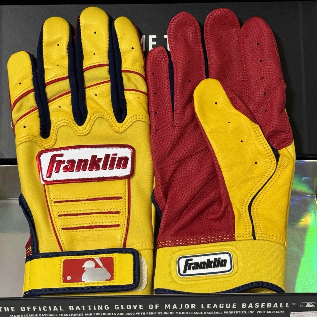FRANKLYN(フランクリン)のFranklin Custom CFX Pro黄色× ネイビー Lサイズ バッテ スポーツ/アウトドアの野球(グローブ)の商品写真