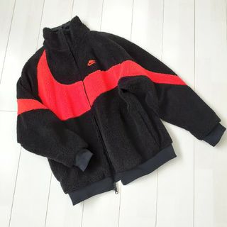 ナイキ(NIKE)のNIKE　ナイキ　リバーシブル  ボアジャケット　ブラック&レッド　XL(ブルゾン)