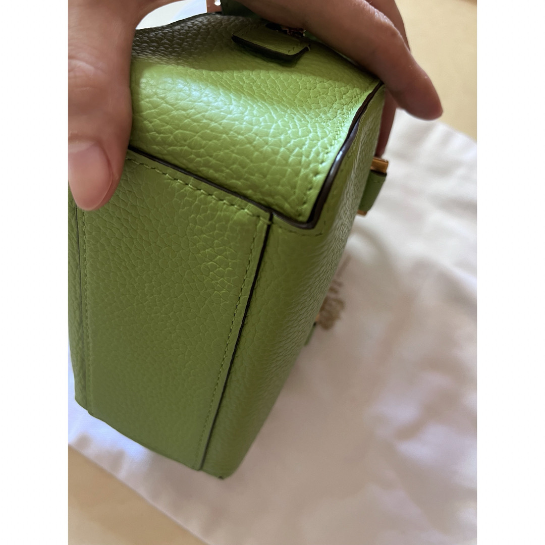 DELVAUX(デルヴォー)のCool box nano レディースのバッグ(ハンドバッグ)の商品写真