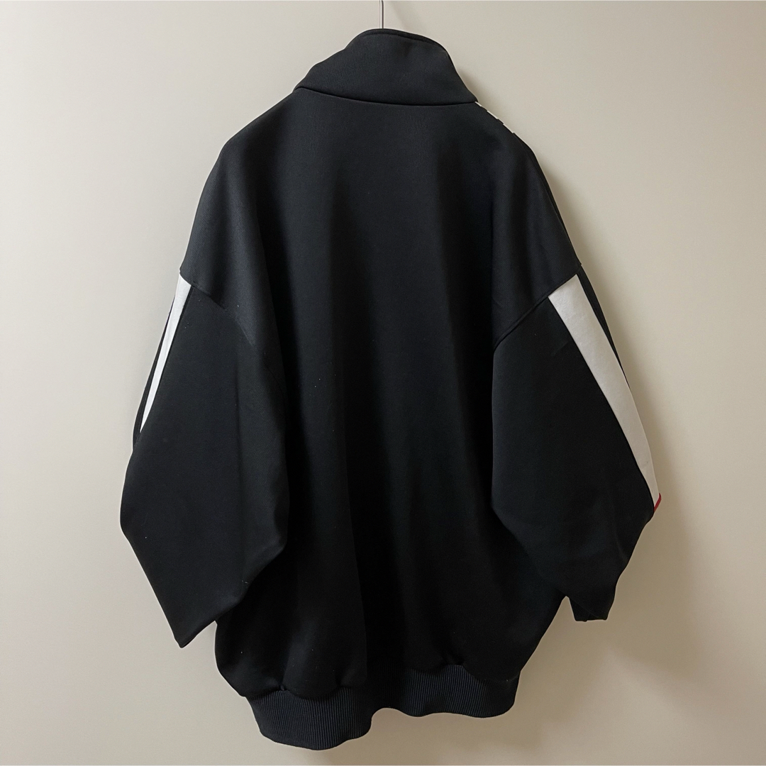 80s】Lアディダス刺繍トラックジャケット古着ジャージトップ ブラック黒レッド赤 80s】Lアディダス刺繍トラックジャケット古着ジャージトップ ブラック黒レッド赤