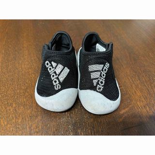 アディダス(adidas)のadidas キッズ　サンダル　13cm(サンダル)