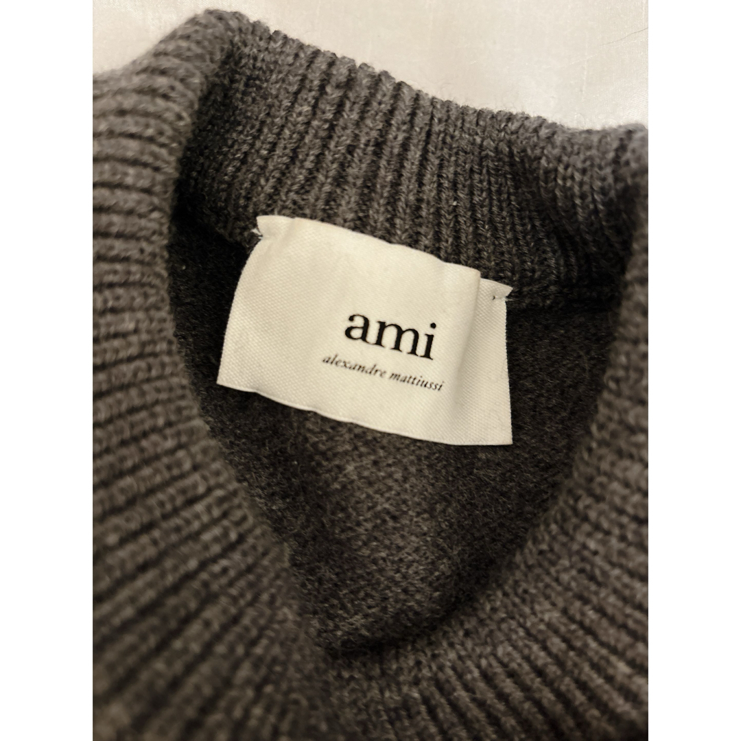 ami(アミ)のアミパリ AMIPARIS グレーニット レディースのトップス(ニット/セーター)の商品写真