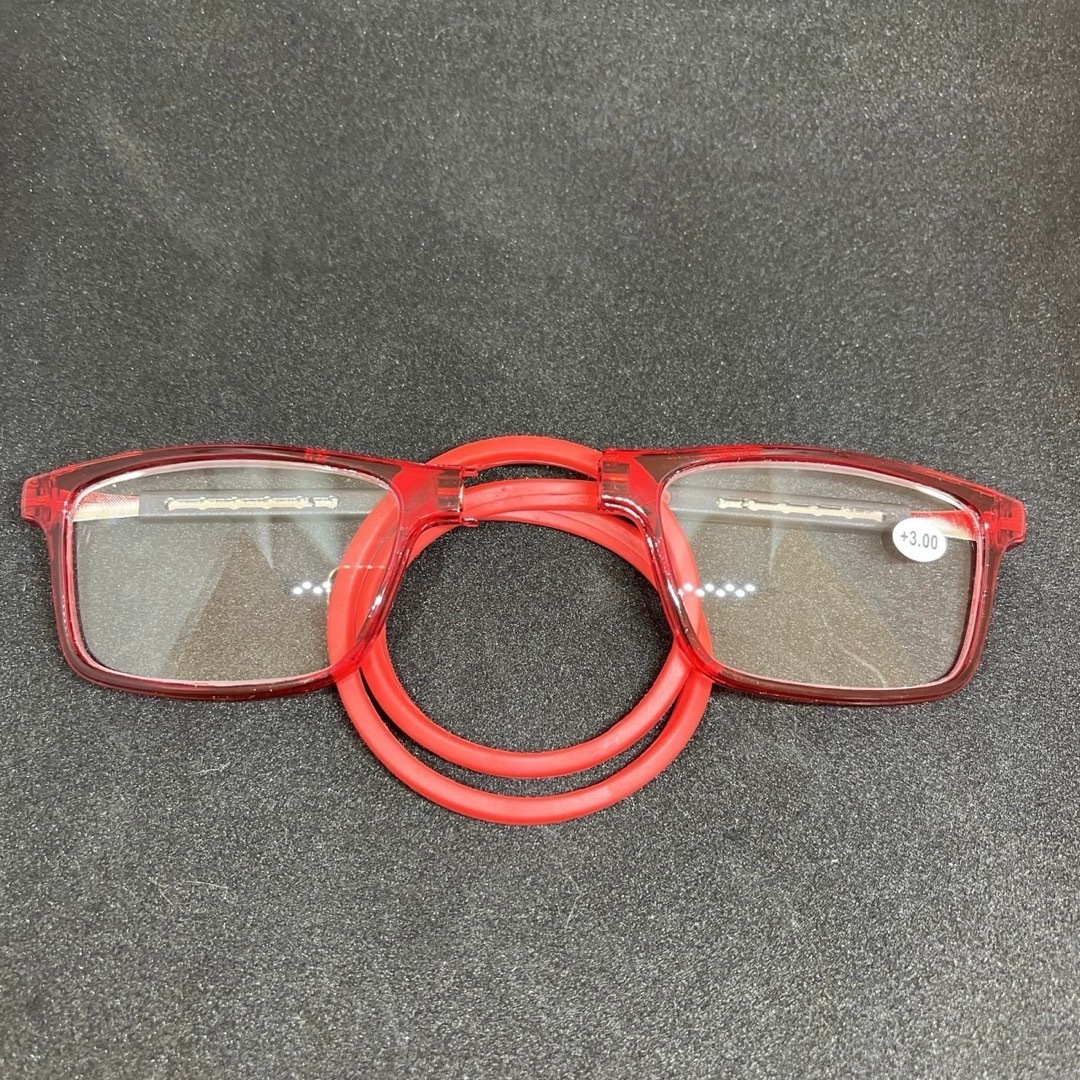 老眼鏡 シニアグラス 置き忘れ無し 磁石着脱 形状記憶ロープ式 赤 +1.0 レディースのファッション小物(サングラス/メガネ)の商品写真