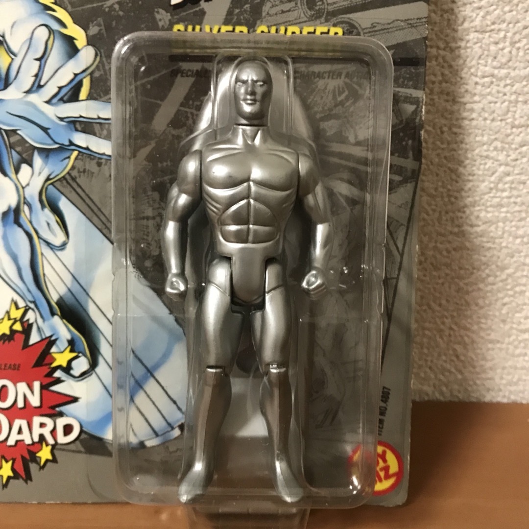MARVEL - トイビズ シルバーサーファーの通販 by 44da's shop MARVEL - トイビズ シルバーサーファーの通販 by 44da's shop