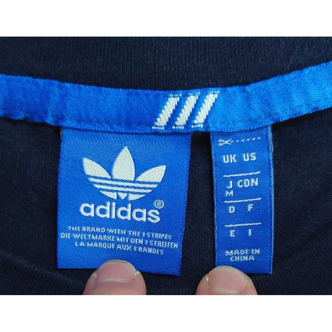 adidas(アディダス)のadidas アディダス ロゴ入り 半袖 Tシャツ カットソー ネイビー 白 M レディースのトップス(Tシャツ(半袖/袖なし))の商品写真