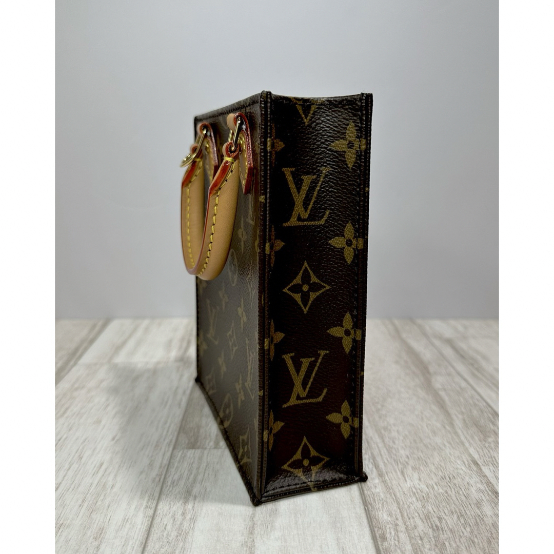 LOUIS VUITTON(ルイヴィトン)の定価26.4万/35%off☆ルイヴィトン モノグラムプティット・サックプラ レディースのバッグ(ハンドバッグ)の商品写真