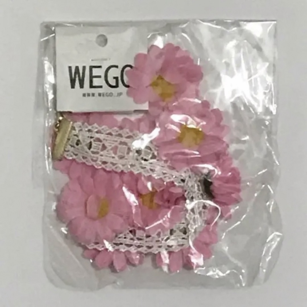 WEGO(ウィゴー)のWEGO フラワーチョーカー ピンク レディースのアクセサリー(ネックレス)の商品写真