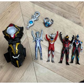 バンダイ(BANDAI)のウルトラマン　タイガ　ソフビ　おまとめ売り(キャラクターグッズ)