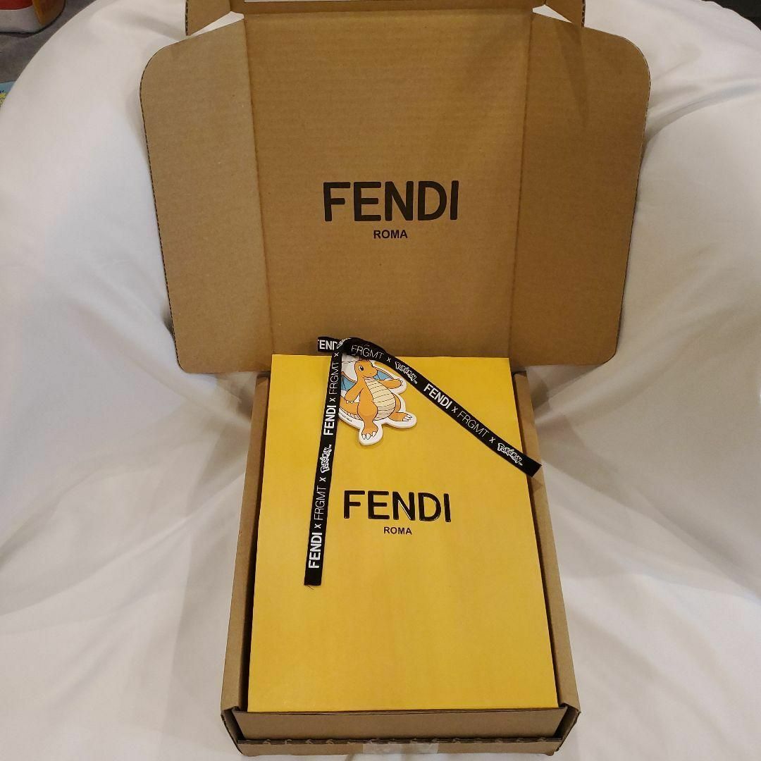 FENDI(フェンディ)の新品☆FENDI x FRGMT x ポケモン カイリュー チャーム フェンディ レディースのファッション小物(キーホルダー)の商品写真