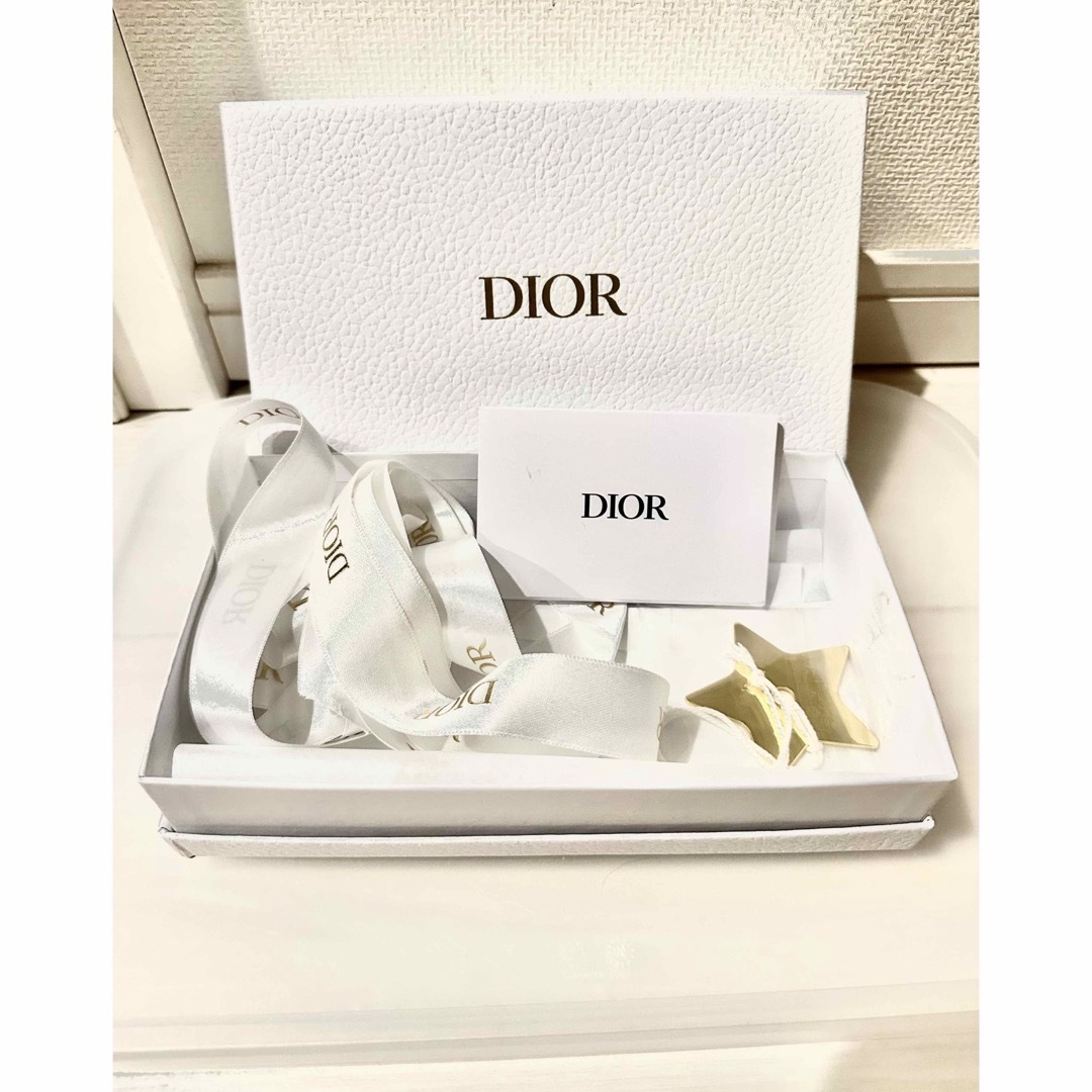 Christian Dior(クリスチャンディオール)の【新品同様】クリスチャン　ディオール　30Montaigne サングラス　 レディースのファッション小物(サングラス/メガネ)の商品写真
