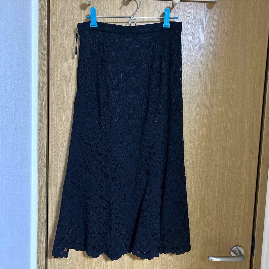UNIQLO(ユニクロ)のGWセール　ユニクロ　ミモレ丈　レースフレアスカート レディースのスカート(ロングスカート)の商品写真
