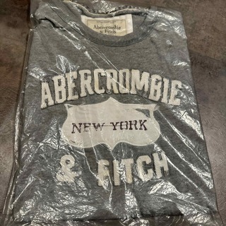 アバクロンビーアンドフィッチ(Abercrombie&Fitch)のアバクロンビー　Mサイズ　新品未使用(Tシャツ/カットソー(半袖/袖なし))