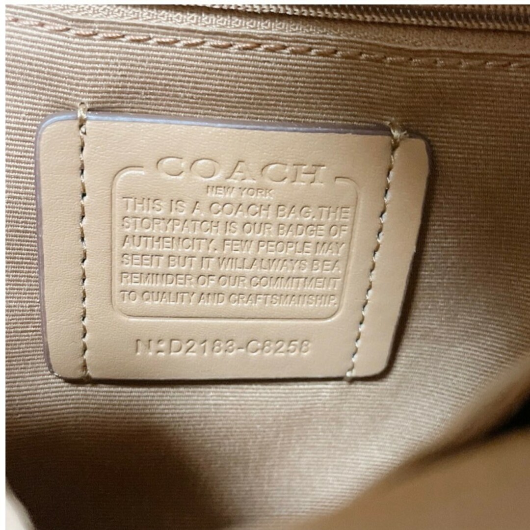 COACH(コーチ)の【24時間以内発送】COACH　ミニリュック　洋梨　ミニリュック　旅行　可愛い レディースのバッグ(リュック/バックパック)の商品写真