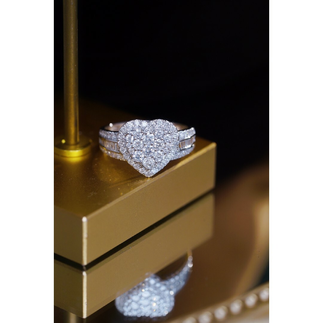 ハート形　天然ダイヤモンドリングk18 レディースのアクセサリー(リング(指輪))の商品写真
