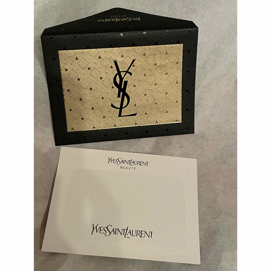 Yves Saint Laurent Beaute(イヴサンローランボーテ)の新品香水＆口紅付き！イヴサンローラン★シルバーカラー★レア★ボックス (中）紙袋 コスメ/美容の香水(香水(女性用))の商品写真