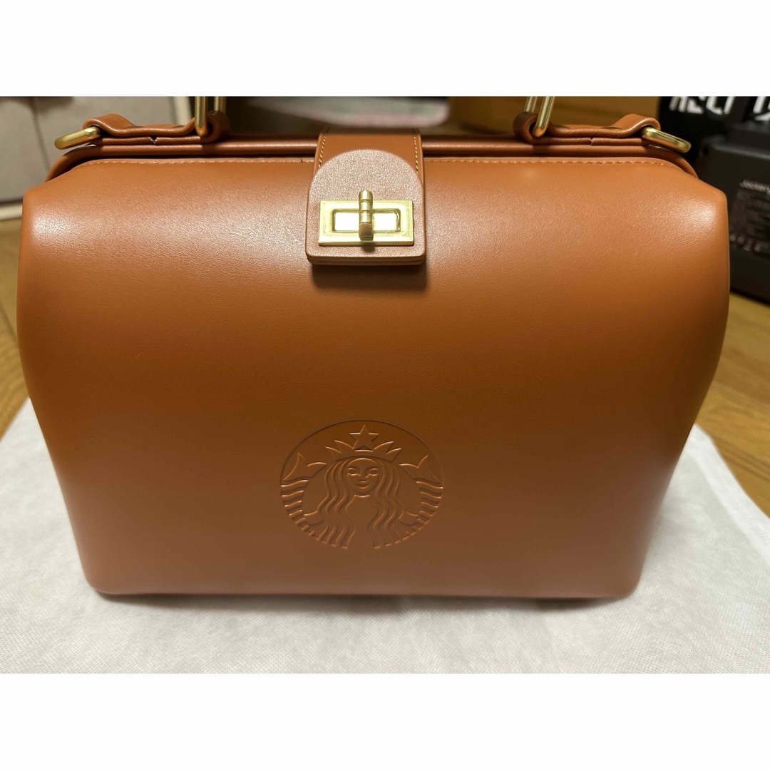 Starbucks(スターバックス)の新品・未使用　スターバックス　カスタマイズジャーニー　レザーバック エンタメ/ホビーのコレクション(ノベルティグッズ)の商品写真