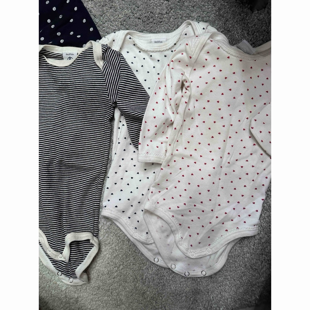 PETIT BATEAU(プチバトー)のプチバトー　6month 6ヶ月　8点セット　ハート　マリニエール　ロンパース キッズ/ベビー/マタニティのベビー服(~85cm)(カバーオール)の商品写真