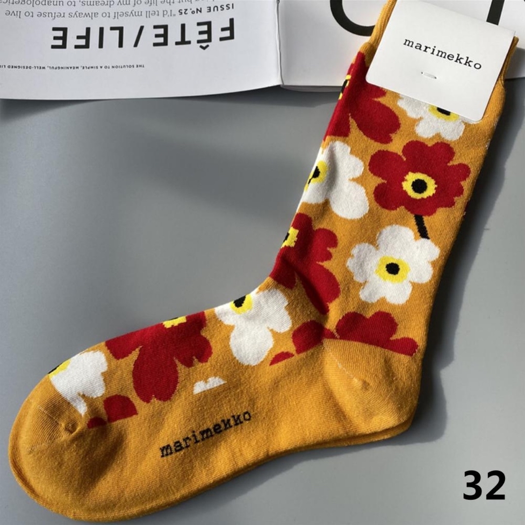 marimekko(マリメッコ)の専用　マリメッコソックス　8足 レディースのレッグウェア(ソックス)の商品写真