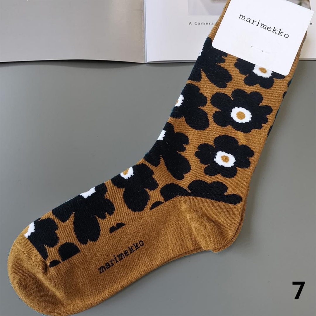 marimekko(マリメッコ)の専用　マリメッコソックス　8足 レディースのレッグウェア(ソックス)の商品写真