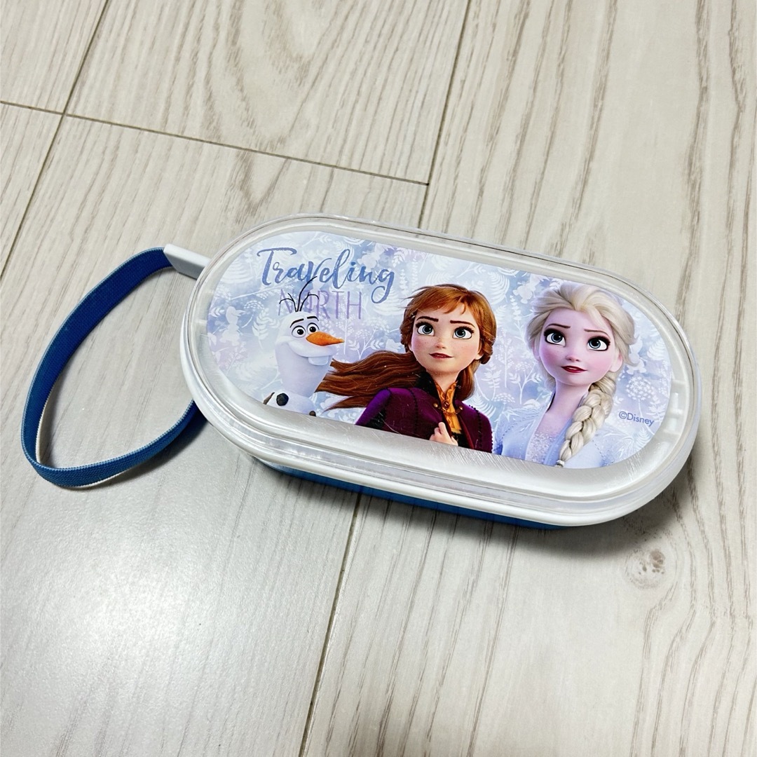 Disney(ディズニー)のアナと雪の女王　お弁当箱 インテリア/住まい/日用品のキッチン/食器(弁当用品)の商品写真