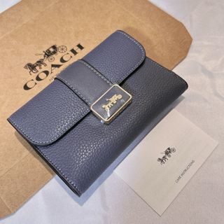 コーチ(COACH)のCOACH  コーチ　ミディアム　ウォレット　レザー　三つ折り　ネイビー　未使用(財布)