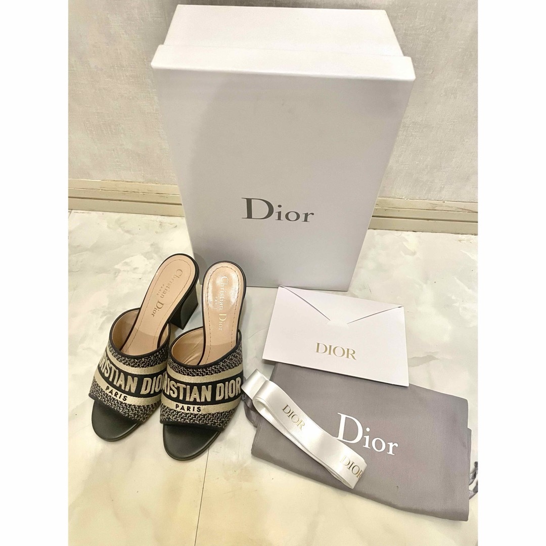 Dior(ディオール)の【レア】ディオール　Dior DWAY 初期サボサンダル レディースの靴/シューズ(サンダル)の商品写真