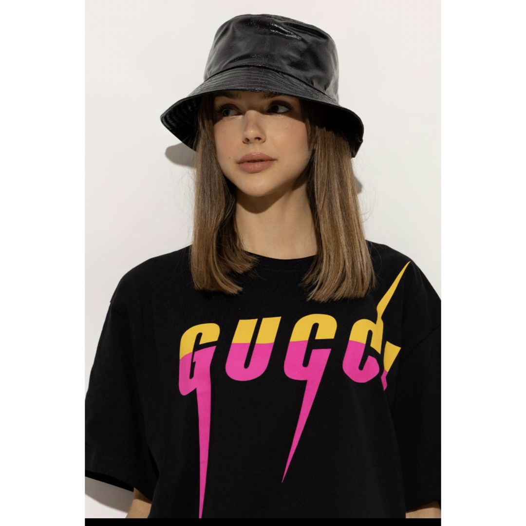 Gucci(グッチ)のGUCCI GG クリスタル バケットハット M メンズの帽子(ハット)の商品写真