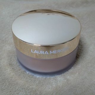 ローラメルシエ(laura mercier)のローラメルシエ　トランスルーセントライトキャッチャー02(フェイスパウダー)