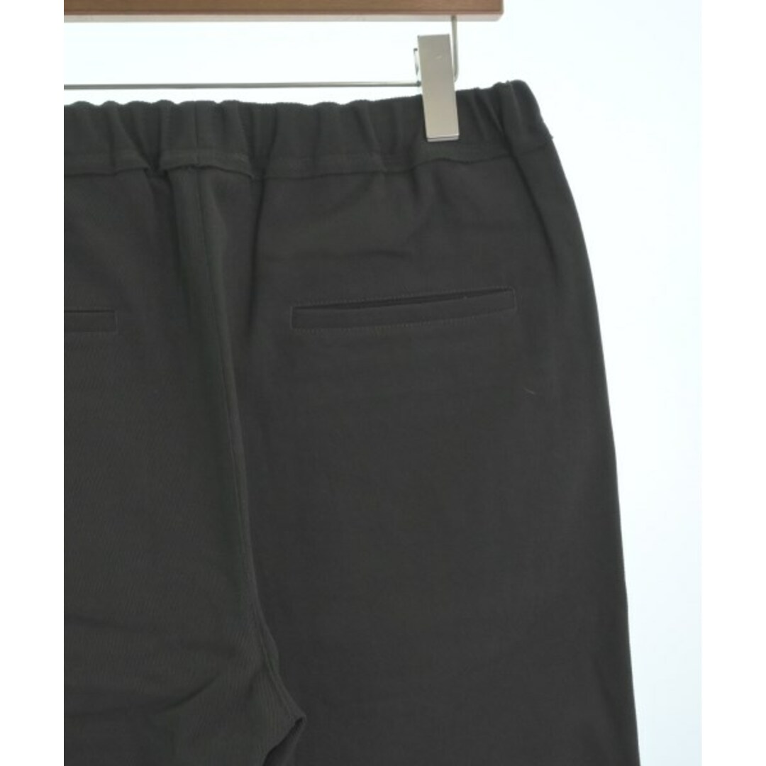 OAMC オーエーエムシー パンツ(その他) S カーキ 【古着】 OAMC オーエーエムシー パンツ(その他) S カーキ 【古着】