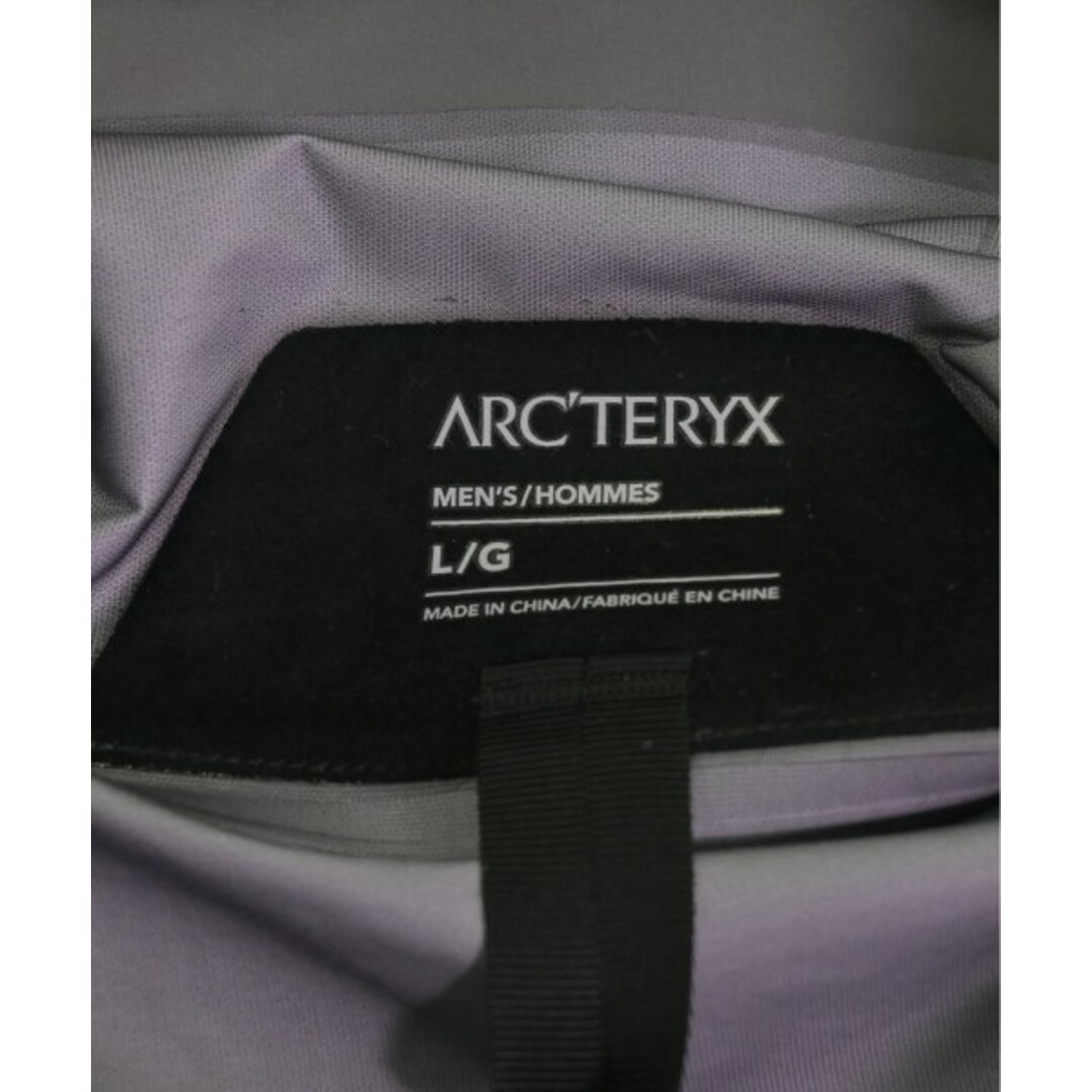 ARC'TERYX(アークテリクス)のARC'TERYX アークテリクス マウンテンパーカー L グレー系x黒 【古着】【中古】 メンズのジャケット/アウター(マウンテンパーカー)の商品写真