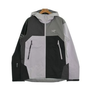 アークテリクス(ARC'TERYX)のARC'TERYX アークテリクス マウンテンパーカー L グレー系x黒 【古着】【中古】(マウンテンパーカー)