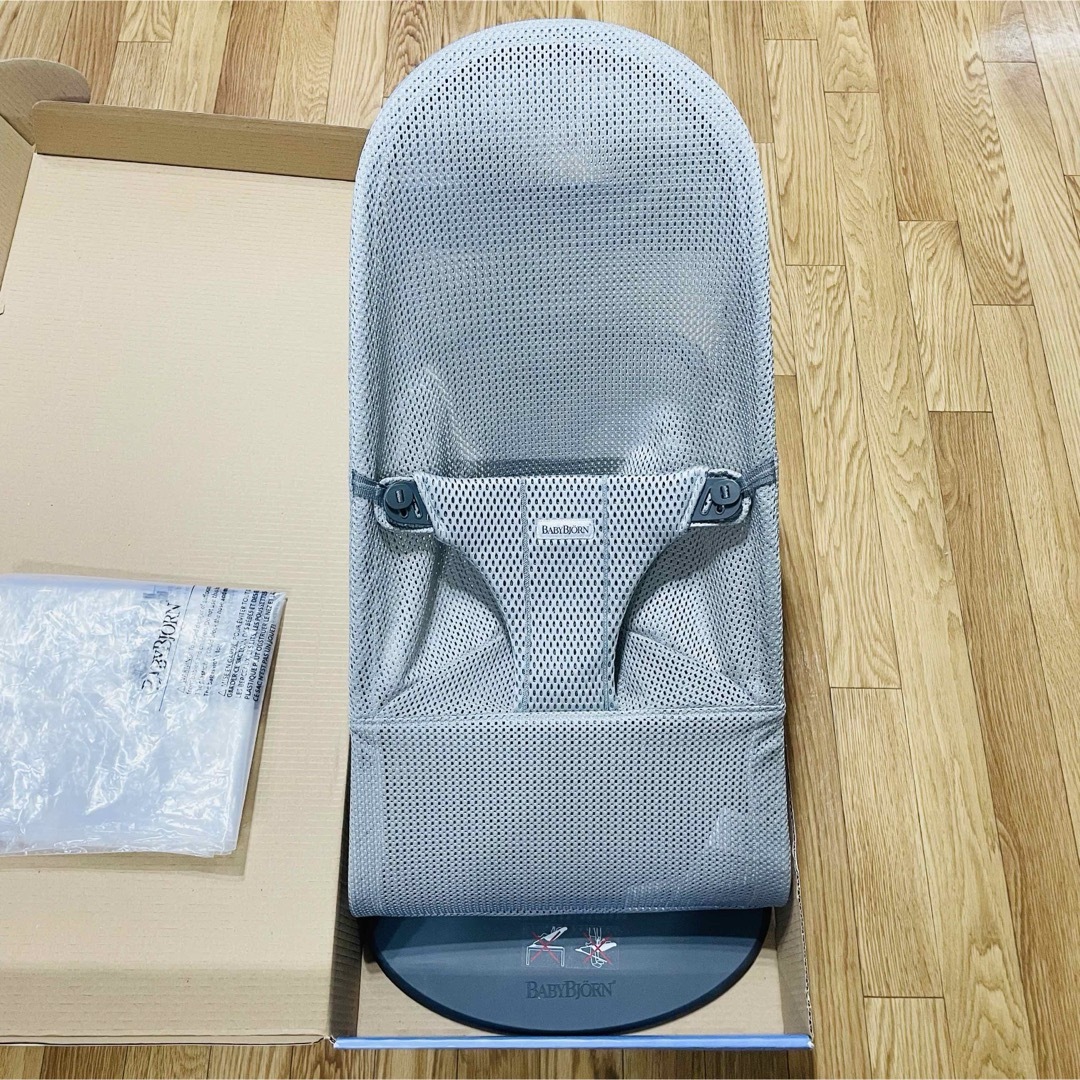 BABYBJORN(ベビービョルン)の《未使用》箱付き★ベビービョルン バウンサー ブリスエアー エアメッシュ グレー キッズ/ベビー/マタニティの寝具/家具(ベビーベッド)の商品写真