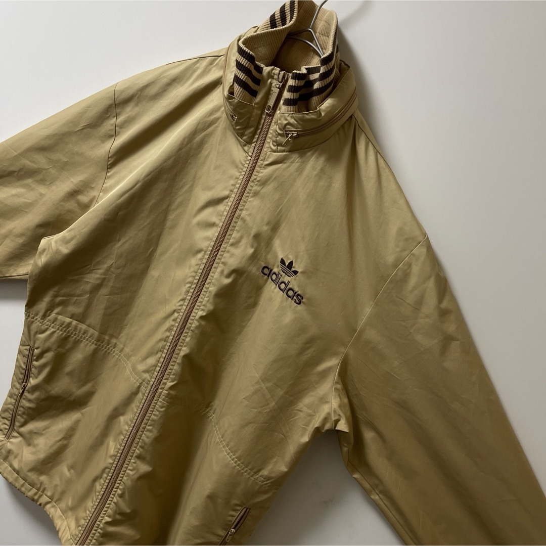 adidas - 90s】アディダス刺繍トラックジャケット古着ジャージ adidas - 90s】アディダス刺繍トラックジャケット古着ジャージ