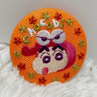 クレヨンしんちゃん カンバッジコレクション  刺繍缶バッジ  ワニ山しんちゃん (キャラクターグッズ)