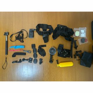 GoPro　アクション撮影用　アクセサリーセット(コンパクトデジタルカメラ)