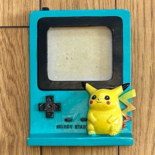 ポケモン(ポケモン)のポケモンピカチュウ写真たて(キャラクターグッズ)