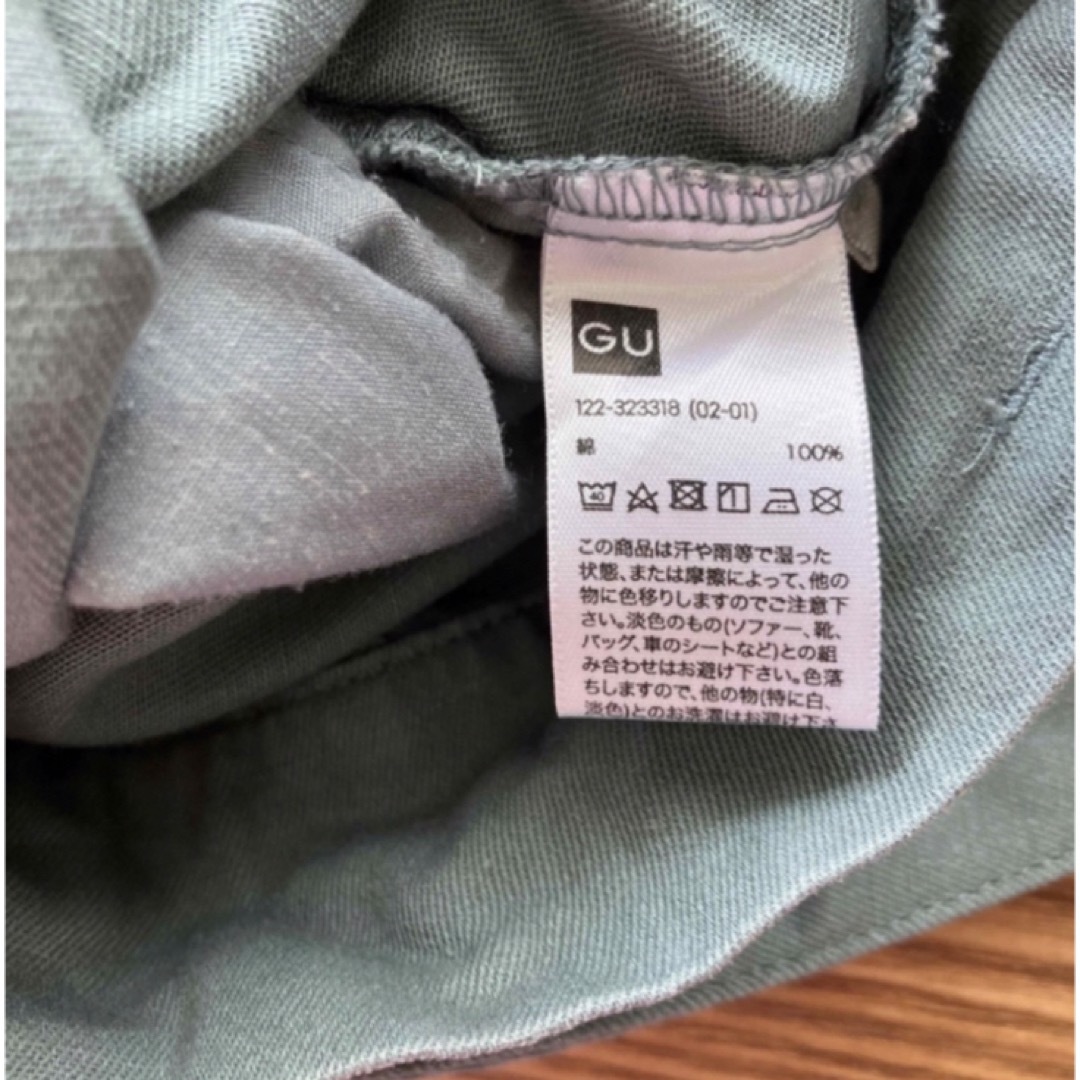 GU(ジーユー)のgu カーキ　ショートパンツ 110 キッズ/ベビー/マタニティのキッズ服女の子用(90cm~)(パンツ/スパッツ)の商品写真