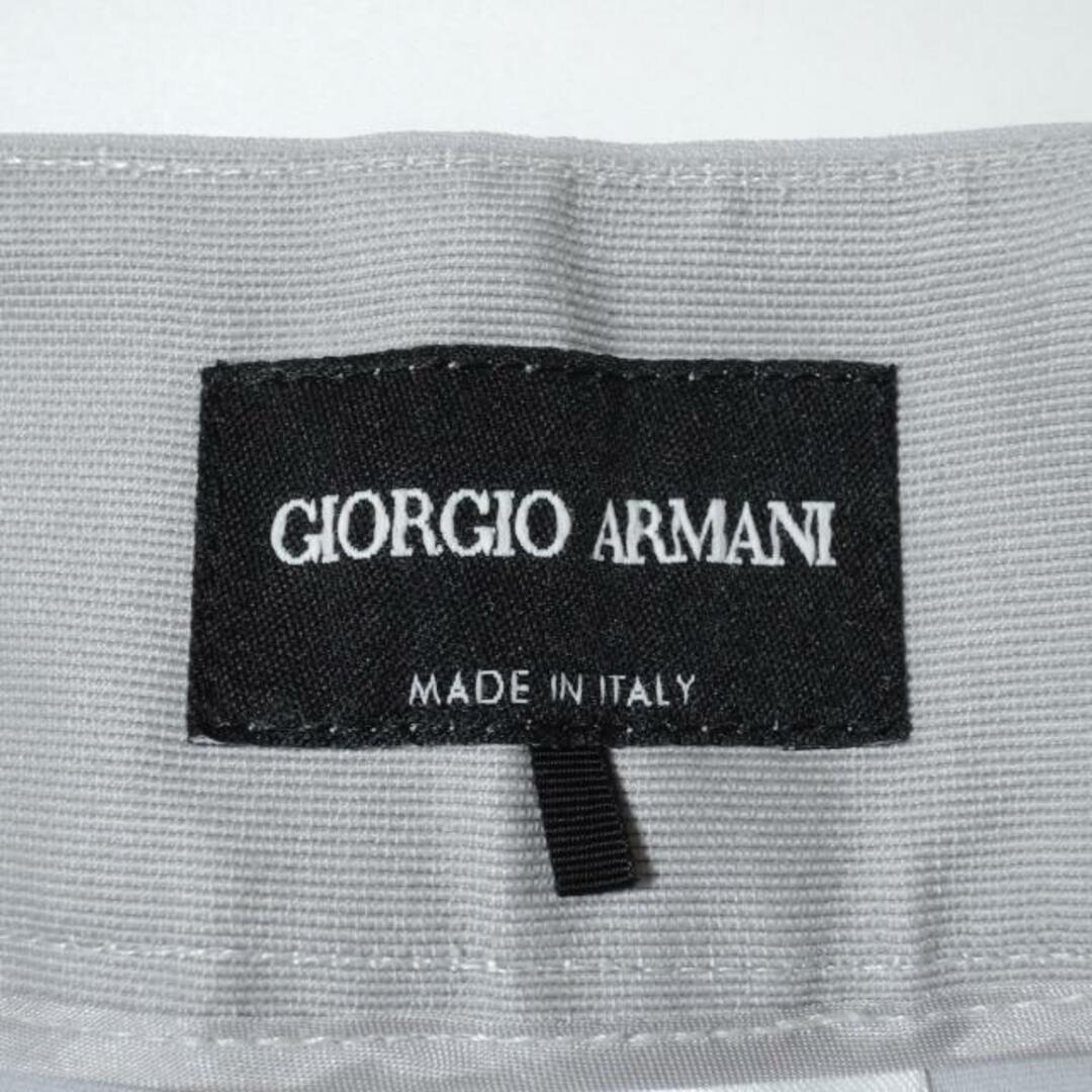 Giorgio Armani(ジョルジオアルマーニ)のGIORGIOARMANI(ジョルジオアルマーニ) パンツ サイズUSA 38 レディース - ライトグレー クロップド(半端丈) レディースのパンツ(その他)の商品写真