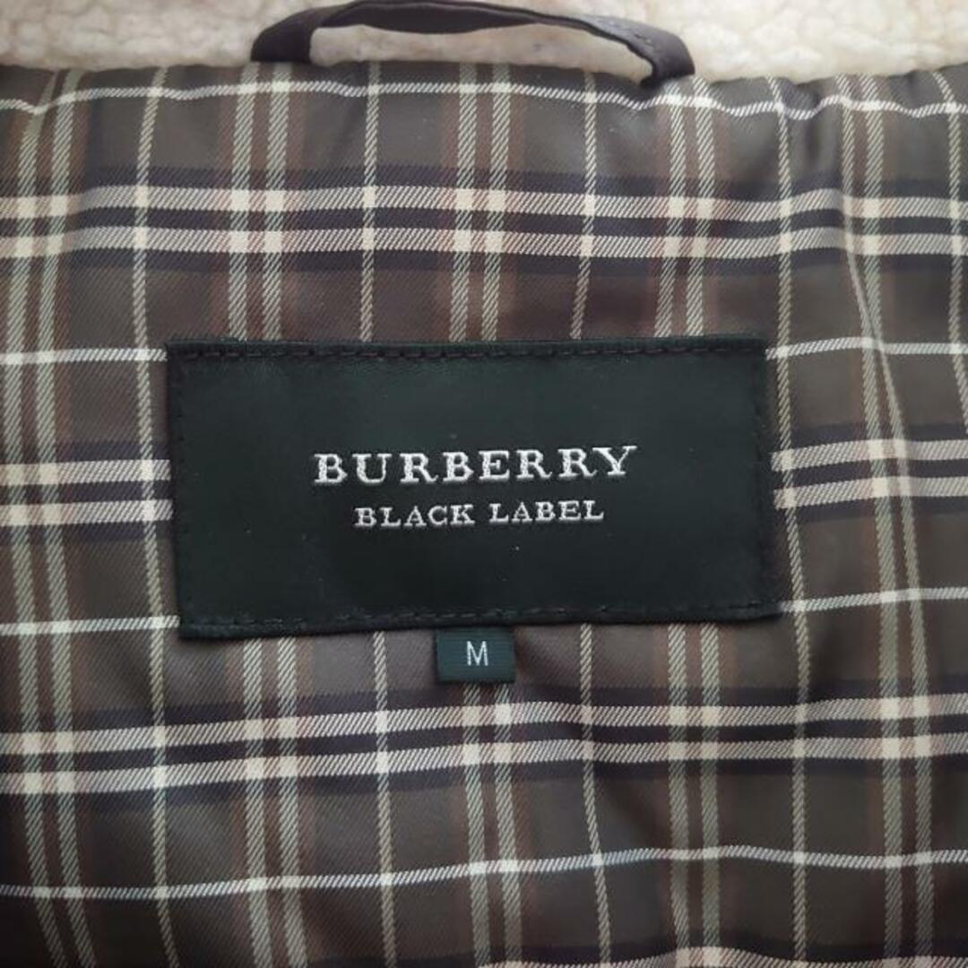 BURBERRY BLACK LABEL(バーバリーブラックレーベル)のBurberry Black Label(バーバリーブラックレーベル) コート サイズM メンズ美品  - カーキ 長袖/ジップアップ/中綿/秋/冬 綿、ナイロン メンズのジャケット/アウター(その他)の商品写真