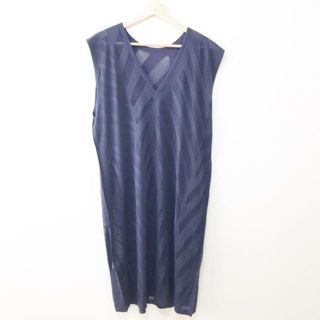 プリーツプリーズイッセイミヤケ(PLEATS PLEASE ISSEY MIYAKE)のPLEATS PLEASE(プリーツプリーズ) ワンピース レディース - ネイビー Vネック/ノースリーブ/ロング/メッシュ(その他)