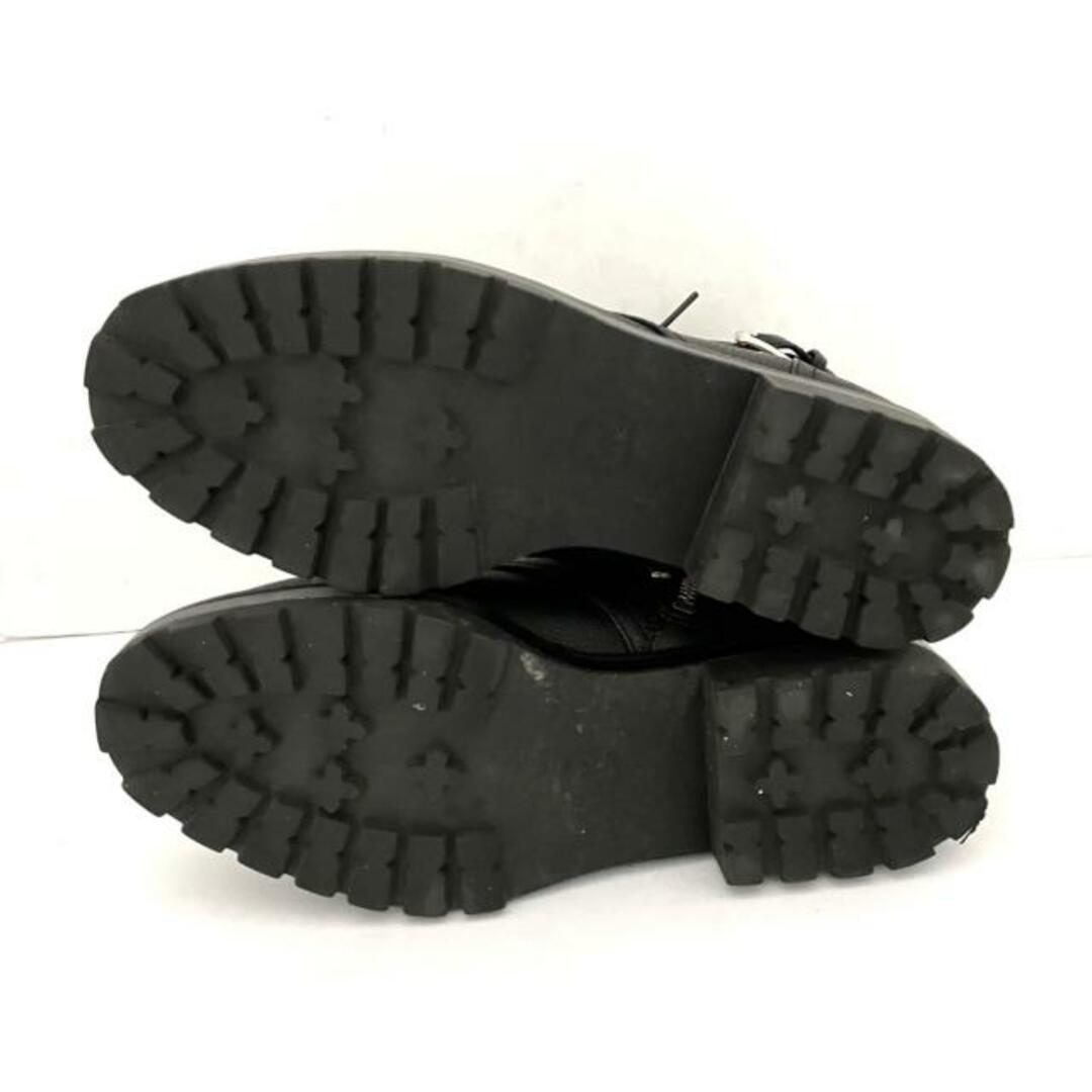 Michael Kors(マイケルコース)のMICHAEL KORS(マイケルコース) ショートブーツ 7 M レディース - 黒×ゴールド レザー レディースの靴/シューズ(ブーツ)の商品写真