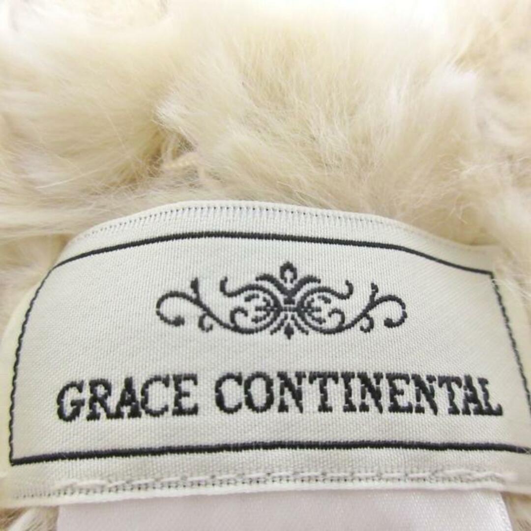 GRACE CONTINENTAL(グレースコンチネンタル)のGRACE CONTINENTAL(グレースコンチネンタル) マフラー美品  - ベージュ ラビット(ラパン) レディースのファッション小物(マフラー/ショール)の商品写真