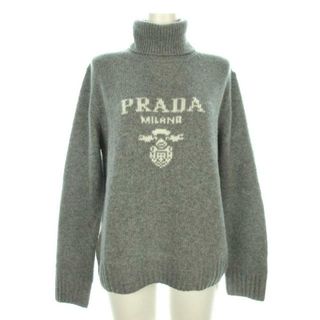 プラダ(PRADA)のPRADA(プラダ) 長袖セーター レディース美品  - P26397 グレー タートルネック/ロゴ/カシミヤ混 ウール、カシミヤ(ニット/セーター)